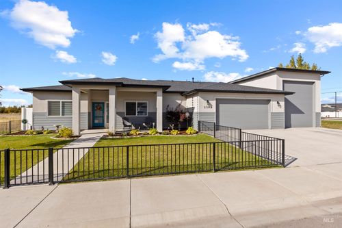 1303 S Justice Ave, Emmett, ID, 83617-5508 | Card Image