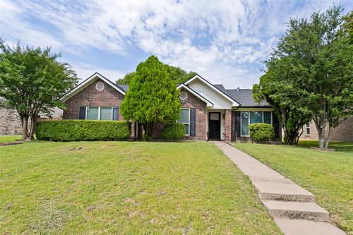 6823 Sharps Dr, Plano, TX, 75023-1712 | Card Image