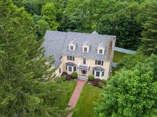 14 Nassau Dr, Winchester, MA, 01890-3209 | Card Image
