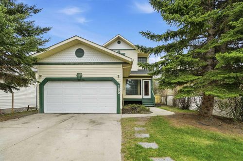 180 Woodside Rd Nw, Airdrie, AB, T4B2E2 | Card Image