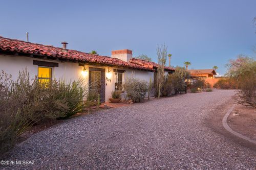 3205 E 5th St, Tucson, AZ, 85716-4901 | Card Image