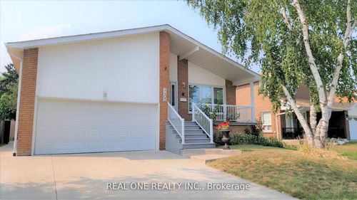upper-2405 Benedet Dr, Mississauga, ON, L5J4H5 | Card Image