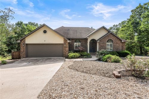 8 Clackmannan Ln, Bella Vista, AR, 72715-6104 | Card Image