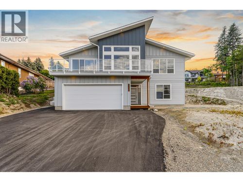 2594 Grand View Pl, Blind Bay, BC, V0E1H2 | Card Image