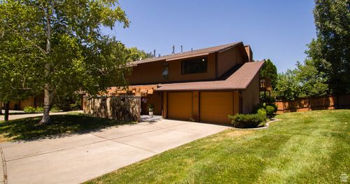 558 E 2025 N, North Ogden, UT, 84414-3173 | Card Image