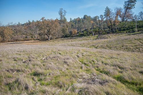 8545 Country Hills Ln, Cool, CA, 95614-9548 | Card Image