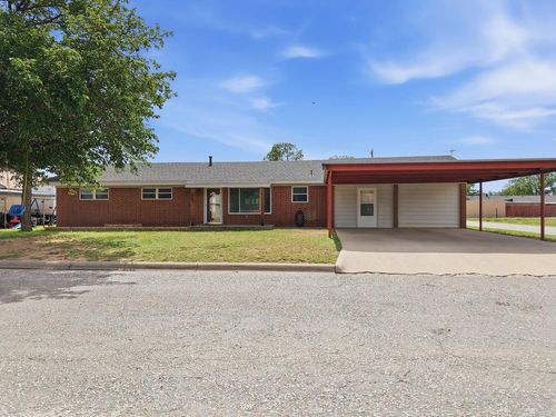 507 N Saint Joseph St, Stanton, TX, 79782-5165 | Card Image