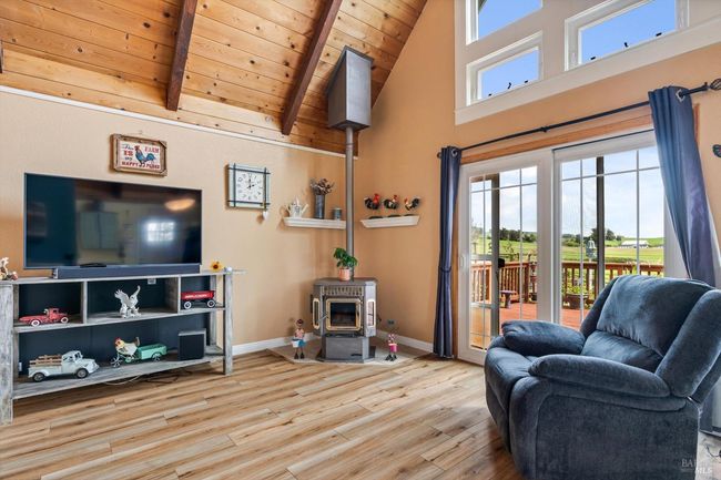 166 Davis Ln, House other with 3 bedrooms, 2 bathrooms and 15 parking in Penngrove CA | Image 13