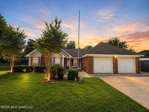 2 Chloe Court, Long Beach, MS, 39560 | Card Image