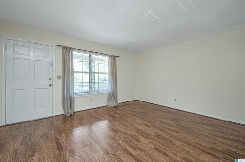 apt-204-2727 Highland Ave S, BIRMINGHAM, AL, 35205-1750 | Card Image