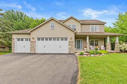441 Lyman Blvd, Chanhassen, MN, 55317-8656 | Card Image