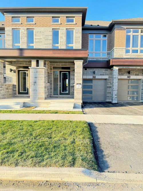 38 Schmeltzer Cres, Richmond Hill, ON, L4E1K9 | Card Image