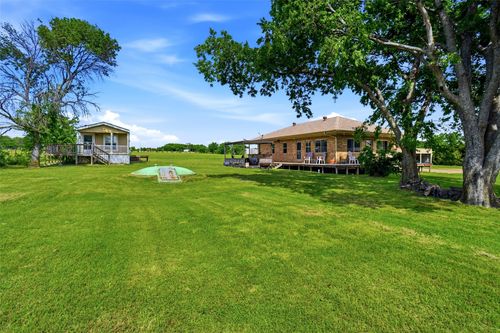 8983 W Odneal Rd, Krum, TX, 76249-8611 | Card Image