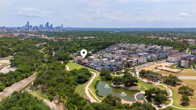 Less than 4 miles to downtown Austin. | Image 32