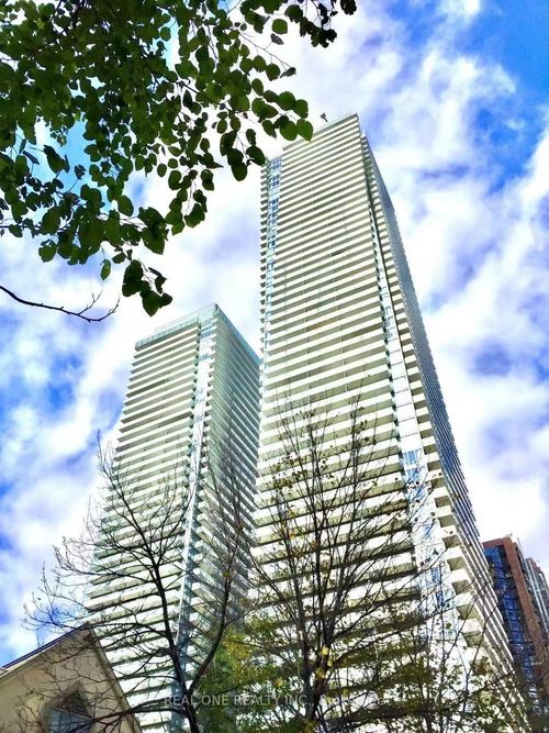 1005-1080 Bay St, Toronto, ON, M5S0A5 | Card Image