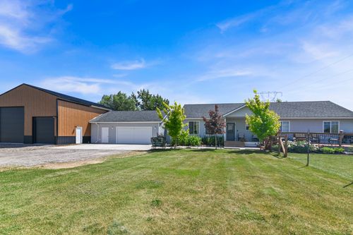 638 Hun Ln, Kalispell, MT, 59901-3334 | Card Image