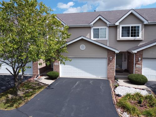 22403 Lakeshore Dr, Richton Park, IL, 60471-1609 | Card Image