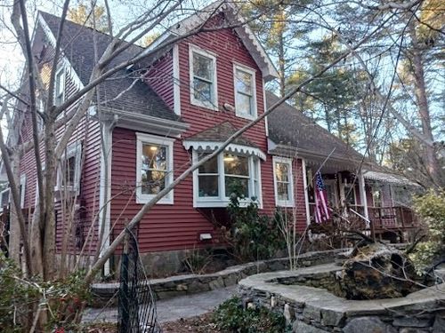 511 Tripps Corner Rd, Exeter, RI, 02822-2940 | Card Image