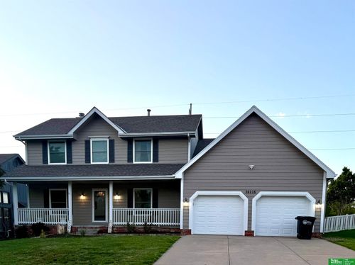 16216 Parker St, Omaha, NE, 68118-2431 | Card Image