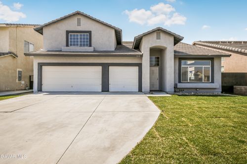 3418 Garnet Ave, Rosamond, CA, 93560-7612 | Card Image