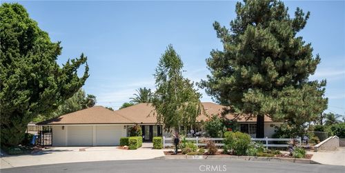 8652 Surrey Lane, Rancho Cucamonga, CA, 91701 | Card Image