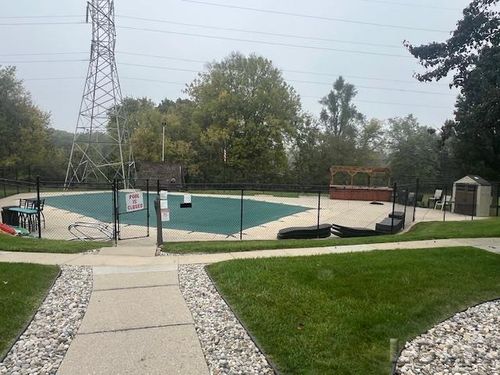 770 Lakeshire Trl, Adrian, MI, 49221-1567 | Card Image