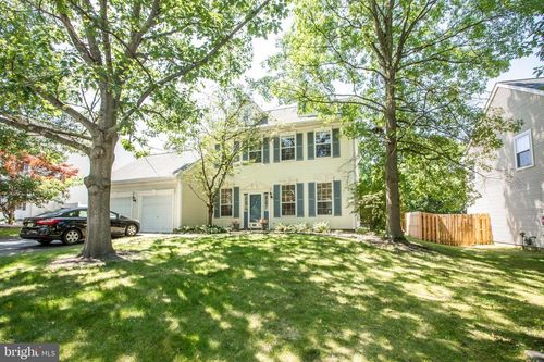 23 Navesink Dr, Pennington, NJ, 08534-1904 | Card Image