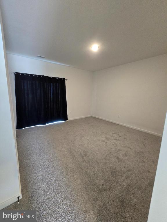 Residential Lease in MARTINSBURG 2
