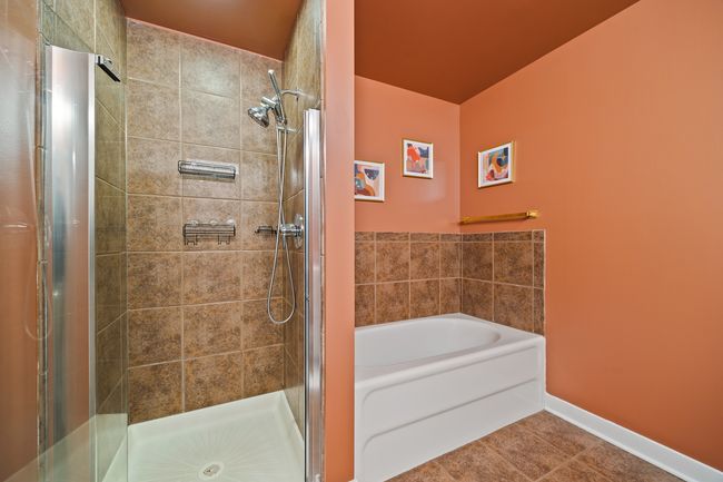 UNIT-402 - 320 21 St St, Condo with 1 bedrooms, 1 bathrooms and 1 parking in CHICAGO IL | Image 24