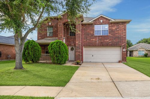 4710 Meadowthorn Ct, Friendswood, TX, 77546-3261 | Card Image