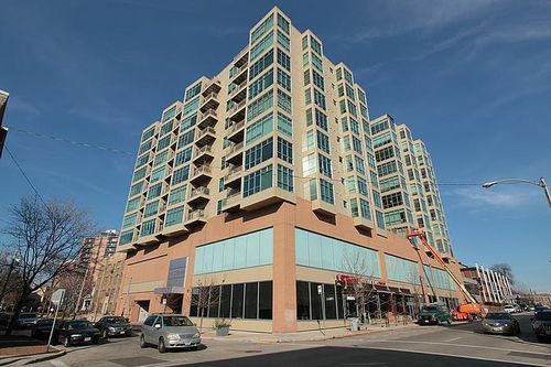 408-1550 E Royal Place, Milwaukee, WI, 53202 | Card Image
