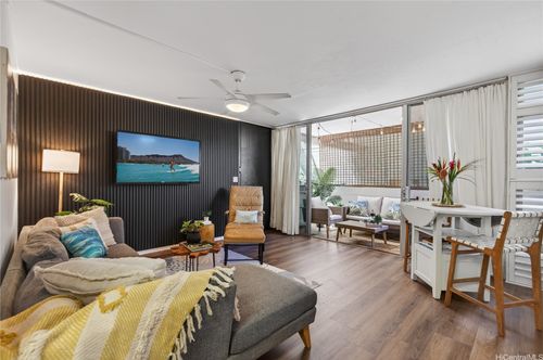 103-3006 Pualei Cir, Honolulu, HI, 96815-4901 | Card Image