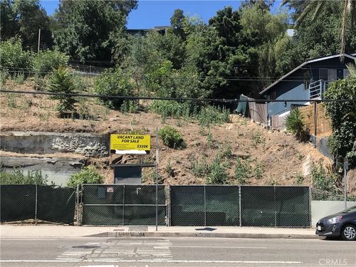 2422 Riverside Dr, Los Angeles, CA, 90039-4024 | Card Image