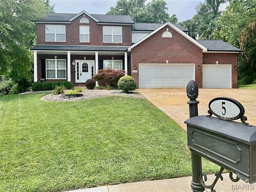 5 Bear Creek Ct, Glen Carbon, IL, 62034-1377 | Card Image