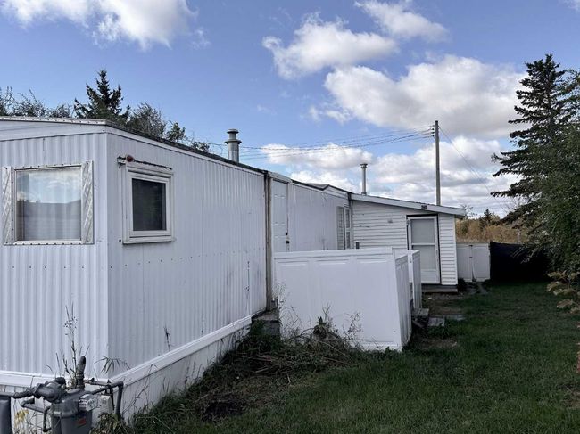 5039 53 St, House other with 2 bedrooms, 1 bathrooms and 3 parking in Islay AB | Image 11