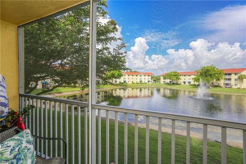 821-8264 Key Royal Cir, NAPLES, FL, 34119 | Card Image