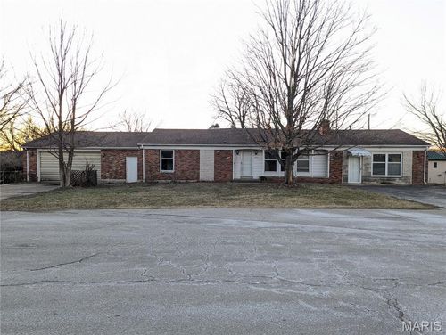 201 S East Street, Warrenton, MO, 63383 | Card Image