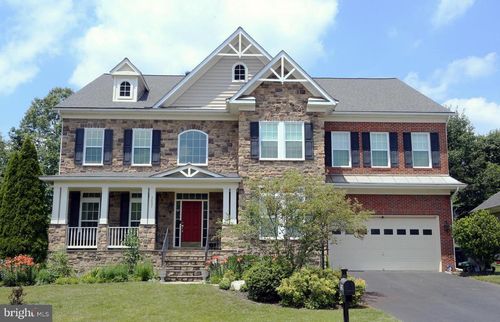 7532 Red Hill Dr, SPRINGFIELD, VA, 22153-3935 | Card Image