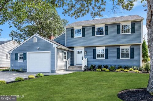 414 Jarob Ct, Point Pleasant Boro, NJ, 08742-2169 | Card Image
