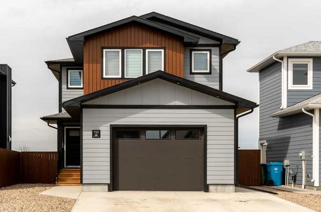 150 Prairie Gold St, Home with 3 bedrooms, 2 bathrooms and 7 parking in Taber AB | Image 1