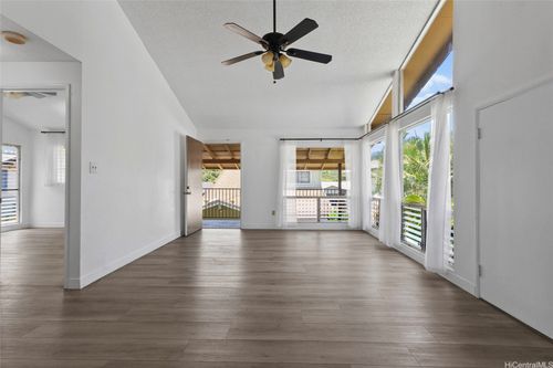 33a-98-364 Kilihe Way, Aiea, HI, 96701-2133 | Card Image