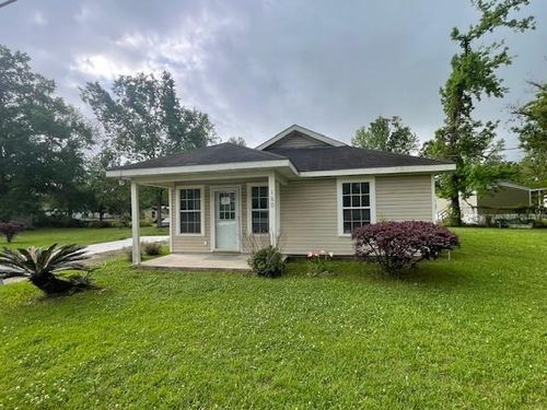 160 Canal St, Ponchatoula, LA, 70454-2906 | Card Image