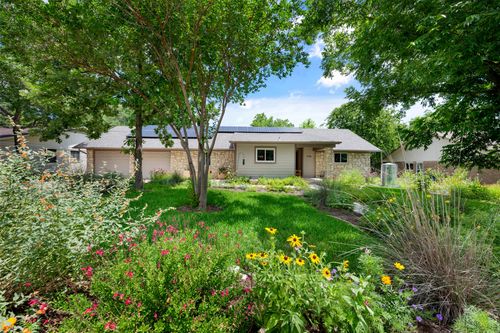 7218 S Brook Dr, Austin, TX, 78736-1947 | Card Image