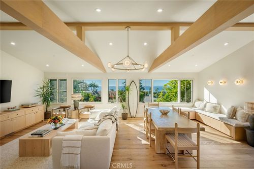 31831 Sunset Ave, Laguna Beach, CA, 92651-6834 | Card Image