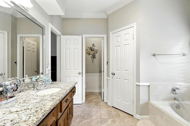 Primary Bath First Floor | Image 23