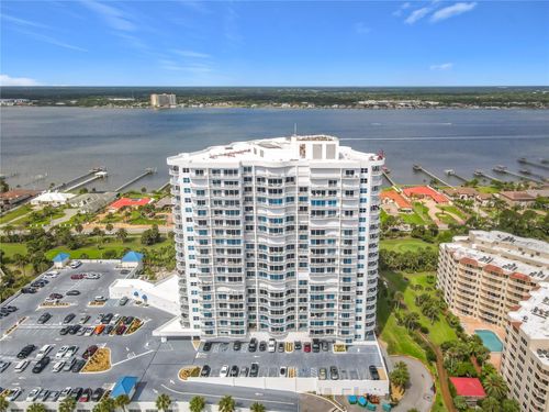 300-2 Oceans West Blvd, DAYTONA BEACH SHORES, FL, 32118-7937 | Card Image