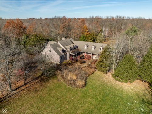 1416 S 900 E, Zionsville, IN, 46077-9534 | Card Image