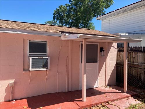 3024 W Haya St, TAMPA, FL, 33614-6735 | Card Image