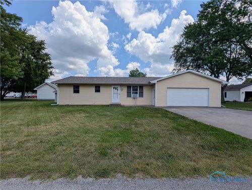 206 Pleasant St, Archbold, OH, 43502-1320 | Card Image