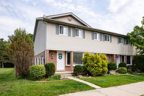 4-10 Dufferin St, Norwich, ON, N0J1P0 | Card Image